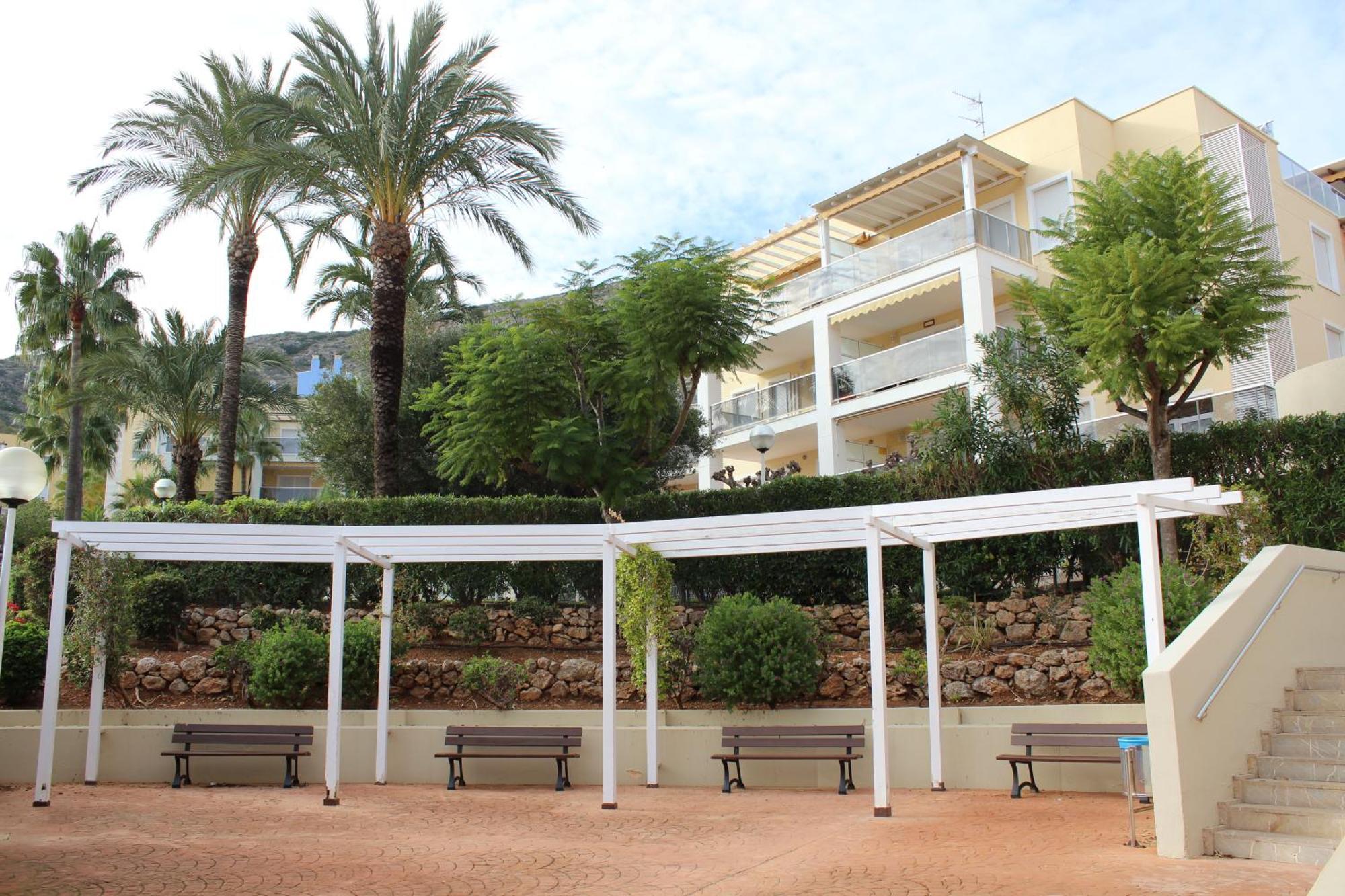Apto En Con Terraza, Piscina, Parking Y Wifi Gratis