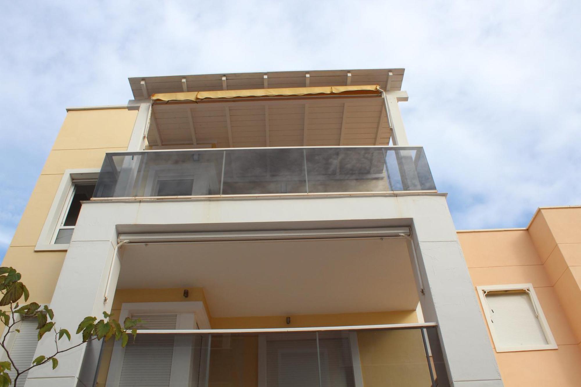 Apartamento Apto En Con Terraza, Piscina, Parking Y Wifi Gratis