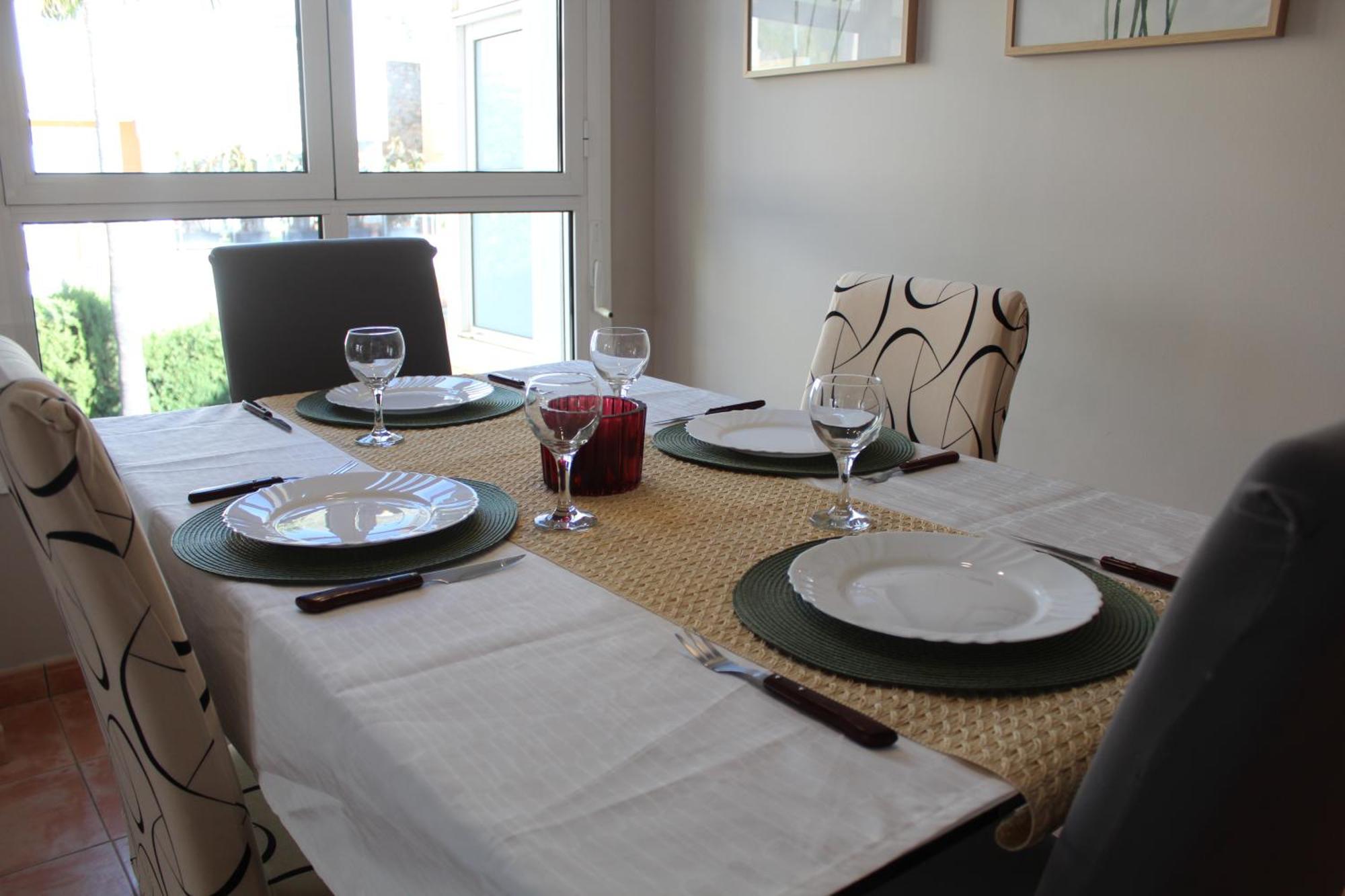 Apto En Con Terraza, Piscina, Parking Y Wifi Gratis Apartamento