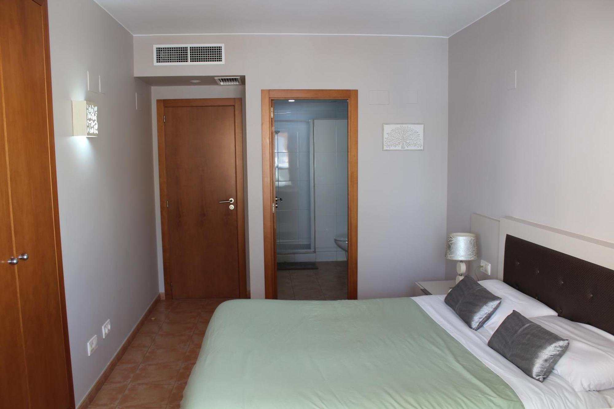Apto En Con Terraza, Piscina, Parking Y Wifi Gratis Apartamento *