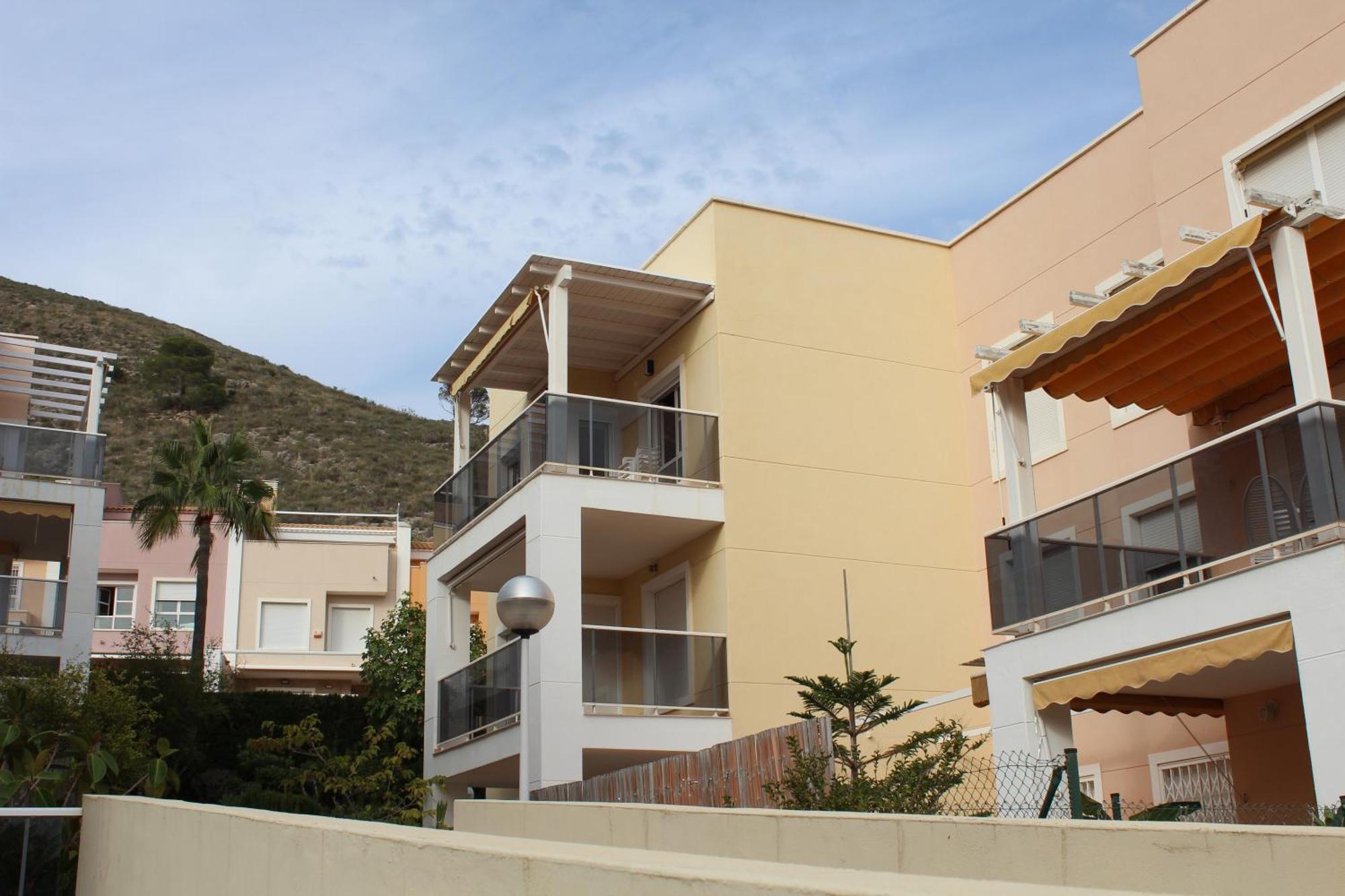 Apartment Apto En Con Terraza, Piscina, Parking Y Wifi Gratis *